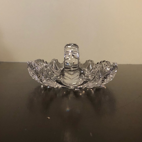 Crystal Cut Nappy Dish Excellent Used Condition - Picture 4 of 8